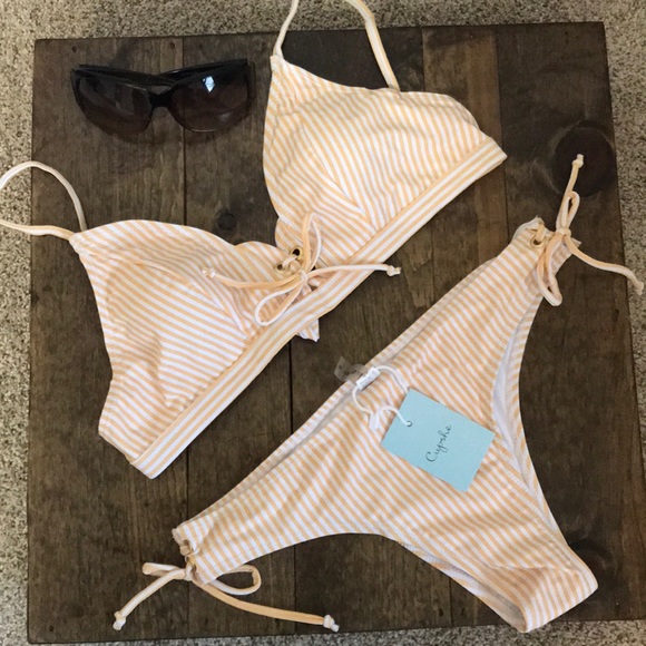Cupshe Other - NWT Cupshe two-piece bikini set